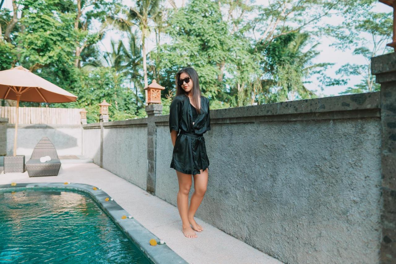 Santosha Villas & Spa อูบุด ภายนอก รูปภาพ