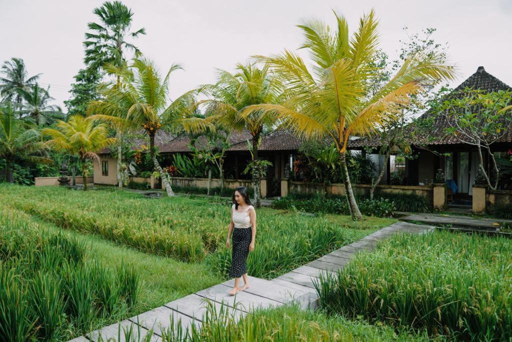 Santosha Villas & Spa อูบุด ภายนอก รูปภาพ