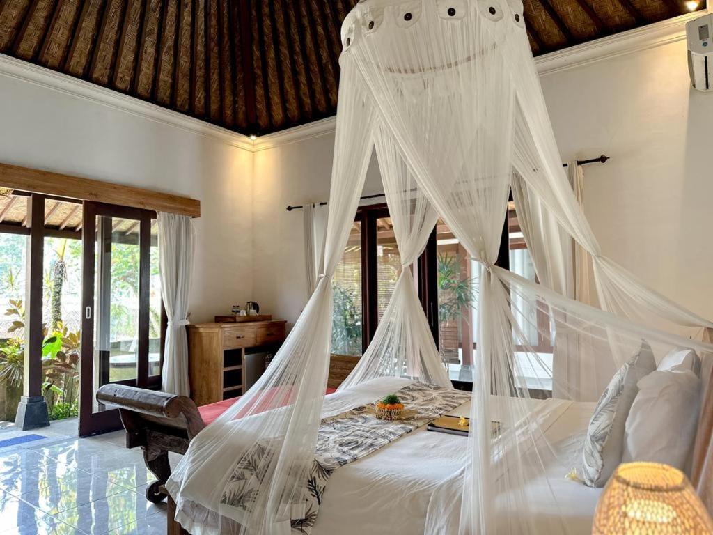 Santosha Villas & Spa อูบุด ภายนอก รูปภาพ